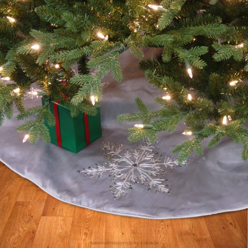 H4X0554National Tree Company 42in Snowflake Tree Skirt