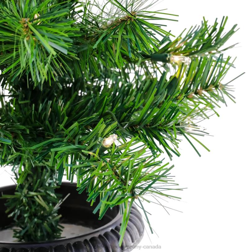 H4X0516National Tree Company Warm Welcome Bundle Pre-Lit Assortment