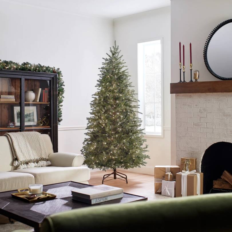 H4X09National Tree Company Pre-Lit 'Feel Real' Artificial Slim Christmas Tree, Green, Nordic Spruce, White Lights, Includes Stand, 7.5 feet